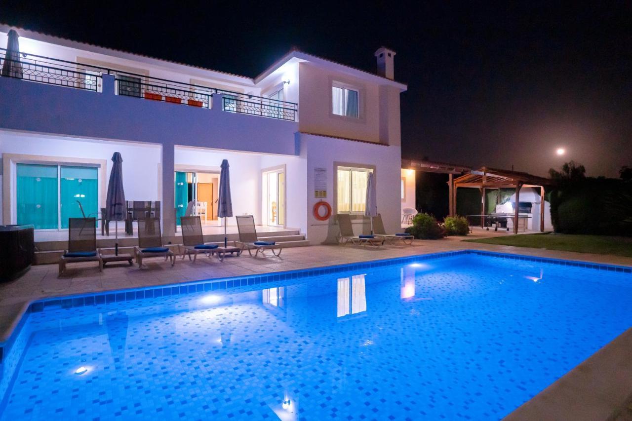 Bella Katerina By Prestige Bookings Coral Bay Luaran gambar